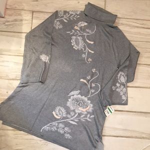 Beautiful bell-sleeve sweater